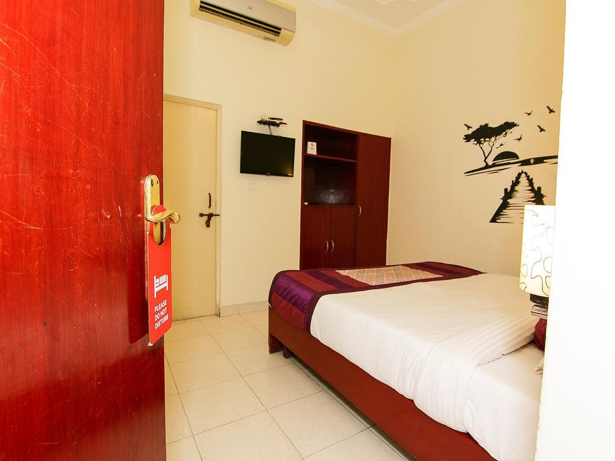 Hotel Oyo 4104 Surya 3*