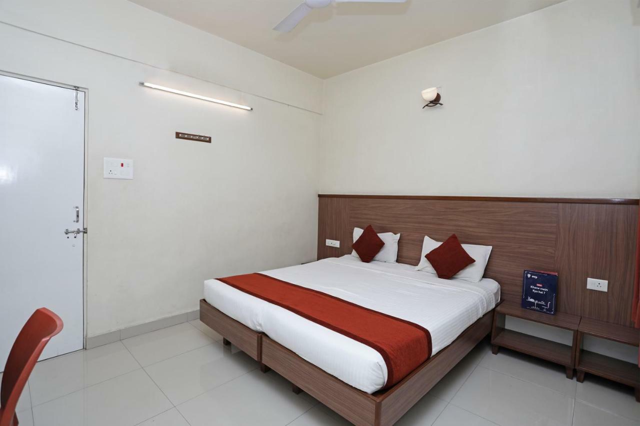 Oyo 4104 Surya Hotel