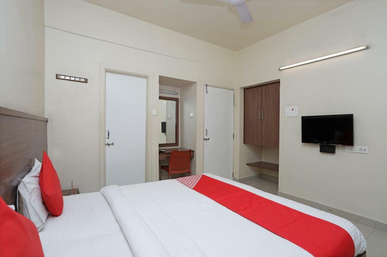 Hotel Oyo 4104 Surya Pune